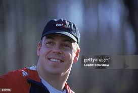 323 Todd Hays Photos & High Res Pictures