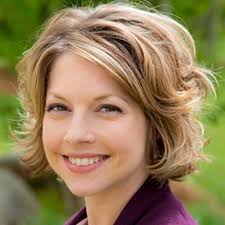 Christine Apgar's Instagram, Twitter & Facebook