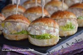 Mini Burger Froid Au Thon Le Sucre Sale D Oum Souhaib Recette Recettes De Cuisine Recette Apero Facile Recette Apero Dinatoire