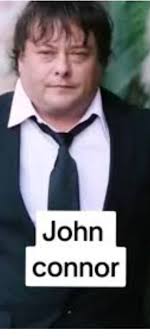 John Connor watching y'all make friends with ΑΙ @Creepyhollcs