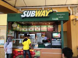 I say finally as i've known about this place for the longest time since splashie boy used to work in amcorp mall but surprisingly he never took me to eat at this place whenever i ate lunch with him. Subway Amcorp Mall Reviews Price And Promotions