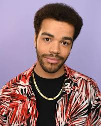 New Headshots! 😎 📸 Headshots by: @cquinnphotos 💄 Makeup by: @madcbs