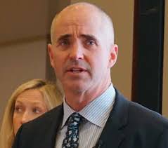 InvestmentNews fortunes sink after buyer 'materially lowers' its  $6.5-million bid, but new mystery buyer steps up with $4.1-million offer,  including hefty lease deal, Bonhill says