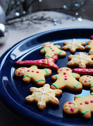 Delicious And Easy Recipes Petits Biscuits De Noel Biscuit De Noel Recette Sables De Noel Recette Biscuit De Noel