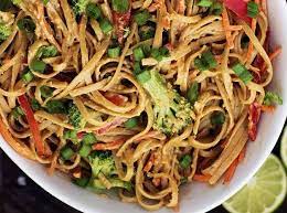 31 Healthy Pasta Recipes That Still Taste Indulgent Healthy Pastas Healthy Pasta Dishes Dinners Under 500 Calories