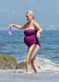 Скачай katy perry never really over (smile 2020) и katy perry cry about it later (smile 2020). Katy Perry Beach In Malibu 07 12 2020 Celebmafia