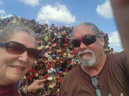 Jim Sloan (@hippyjimmusic) • Instagram photos and videos