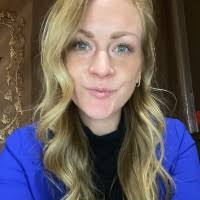 20+ "Momany" profiles