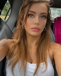 Rose Kirk's Instagram, Twitter & Facebook