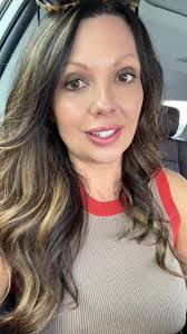 Brandi Walls's Instagram, Twitter & Facebook