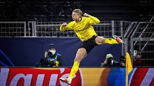 Player for @bvb09 ⚫️ and @fotballandslaget golden boy 2️⃣0️⃣2️⃣0️⃣ official twitter: 2 Nach 10 War Der Haaland Jubel Fur Den Bvb Gegen Sevilla Cool Oder Uberzogen