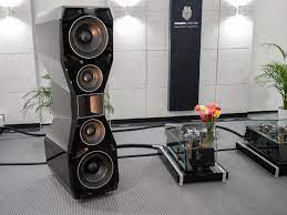 Gobel Divin Noblesse The Audio Beat Www Theaudiobeat Com