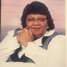 Please join me in wishing Giggle Box a Happy Birthday! Thank you PetSmart  for the love! 🎂🎊🎉