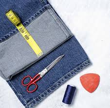 Lưu ngay] cách sửa quần jean bị dài siêu đơn giản