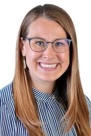 Lindsey Coon's Instagram, Twitter & Facebook