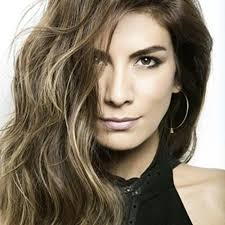 Contact Andrea Serna