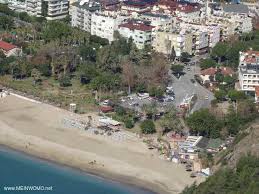 3 + 1 145 m2 fullt möblerad med vitvaror lägenhet belägen vid stranden, erbjuder många aktiviteter. Husbilsplats Alanya Turkiet