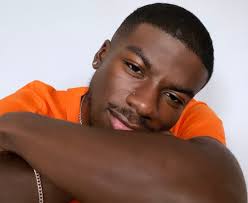 Desean Lewis's Instagram, Twitter & Facebook