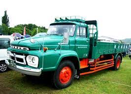 isuzu conventional cab dropside tray 古いトラック いすゞ トラック 旧車