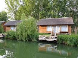 O masa cu un antreu sau ciorba si un fel principal plus bauturi sau desert ajunge pe la. Cum A Fost La Complexul Turistic Zaga Zaga Din Vrancea Razvan Pascu