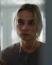 I går var en sørgelig og smuk dag! Vi sang skønne Emma ud der nu har  færdiggjort sin elevuddannelse efter 3 udviklende år på Zentropa! Al held  og lykke i fremtiden til