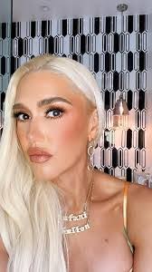 Maria Pender's Instagram, Twitter & Facebook