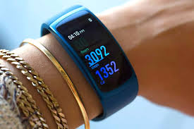 11 Samyh Poleznyh Fishek Fitnes Brasleta Xiaomi Mi Band 5
