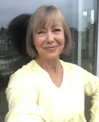 Mary Macfarlane (@LmacMary)