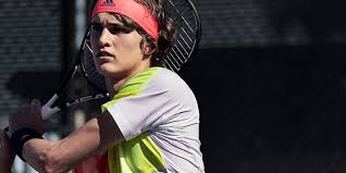 Like medvedev and zverev, tsitsipas is prodigiously talented, but growing as players is what all three need to do if they are to unseat tennis's big three between them, the veteran trio have shared 14 of the past 16 australian open titles; Outfits Der Pros Alexander Zverev Tennisnet Com