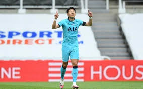 손흥민 은 대한민국의 축구 선수로, 현재 잉글랜드의 토트넘 홋스퍼 fc에서 활동하고 있으며 대한민국 축구 국가대표팀의 현 for faster navigation, this iframe is preloading the wikiwand page for 손흥민. ì†í¥ë¯¼ 2ê²½ê¸° ì—°ì† ê³¨ ê¸°ë¡í•˜ë©° í•œ ì‹œì¦Œ ê°œì¸ ìµœë‹¤ ê³µê²©í¬ì¸íŠ¸ ë‹¬ì„± Chosunbiz ìŠ¤í¬ì¸ 