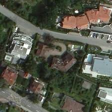 Open, but, in the u.s., he shacks up in a suite at the carlyle hotel (above). Roger Federer S House In Wollerau Switzerland 2 Virtual Globetrotting