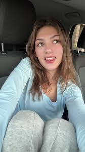 Bethany Meaux's Instagram, Twitter & Facebook