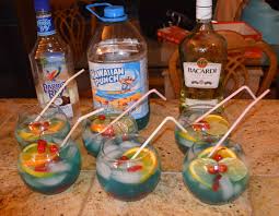 Pin By Amy Dmitruik On Drink Up Liquor Drinks Alcohol Drink Recipes Yummy Drinks