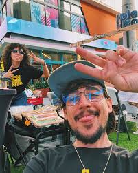 BORICUA! Hasta las 8:00pm estaremos en DISTRITO T-Mobile junto a otros  artistas y marcas locales de @chromalocal 🇵🇷🇵🇷🇵🇷 Hoy es la 🌙 Noche  de San Juan!! #salonboricua #chromalocal #distritotmobile  #marcaslocalespuertorico #puertorico #boricua #