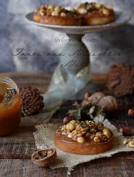 Tartelettes Noisettes Caramel Beurre Sale Noix Et Pistaches Recette En 2020 Mini Tarte Tartelette Caramel Beurre Sale Caramel