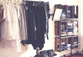 Biete meinen kleiderschrank aus massivholz zum verkauf an. Info Lowongan Kerja Your Blog Description Ikea Kleiderschrank Kleiderschrank Kleiderschrank Platzsparend