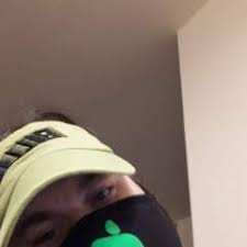 Kiely williams (the one with the teeth) from 3lw appears unhinged on ig talking about 20 yo drama discussion in ' celebrity news and gossip ' started by kolaboof, mar 31, 2020. A Tik Tok Video Throws Massive Shade At 3lw S Kiely Williams For Her Lisp And Her Huge Gap In Her Teeth Music Discussions Breatheheavy Exhale