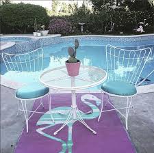 We Re Not Sure What S Better The Vintage Homecrest Patio Set Or That Rug Throwbackthur Vintage Patio Patio Furniture Collection Outdoor Living Furniture