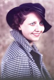 How to restore a old photo without distorting the eyes?