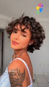 Leslie Cabral (lesliecabral3)