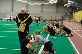 The army physical fitness test calculator allows you to estimate your level of fitness according to the apft standards. Army Rotc Cadets Prepare For Army Physical Fitness Test Latest Updates Kentwired Com