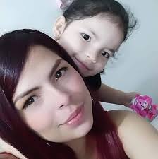 Lisbeth Nava de Victora