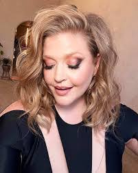 Meredith Shaw's Instagram, Twitter & Facebook