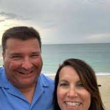 Lisa Bulla's Instagram, Twitter & Facebook