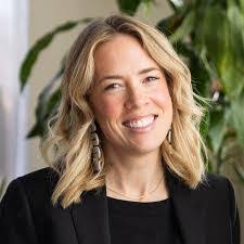 Lindsey Rohde's Instagram, Twitter & Facebook