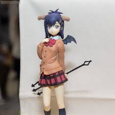 Vignette Gabriel Dropout Action Figure 1 2