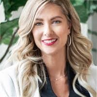 Mandy Carmichael's Instagram, Twitter & Facebook