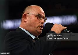 15 Stephen Tynan Photos & High Res Pictures