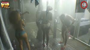 Bbahotshots Day 18 Shower Hour With Ellah Idris Samantha Video Big Brother