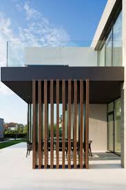 Alexandra Buchanan Architecture Entwirft Ein Geraumiges Zeitgenossisches Haus In Melbourne Australien In 2020 Zeitgenossische Hauser Hauswand Fassade Haus